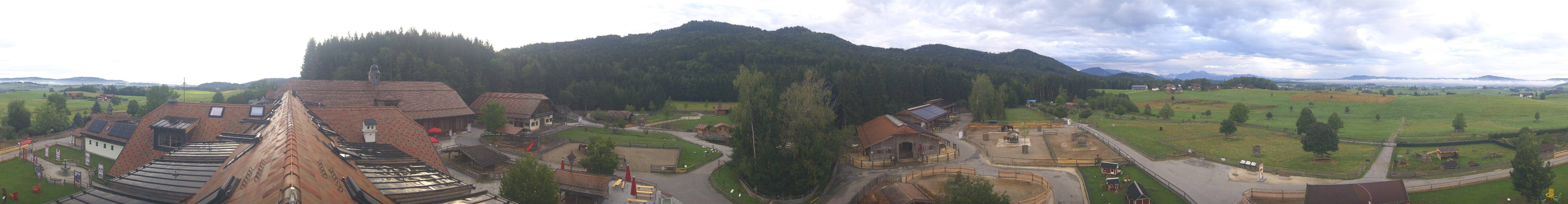 Archiv Foto Webcam Henndorf am Wallersee - Gut Aiderbichl