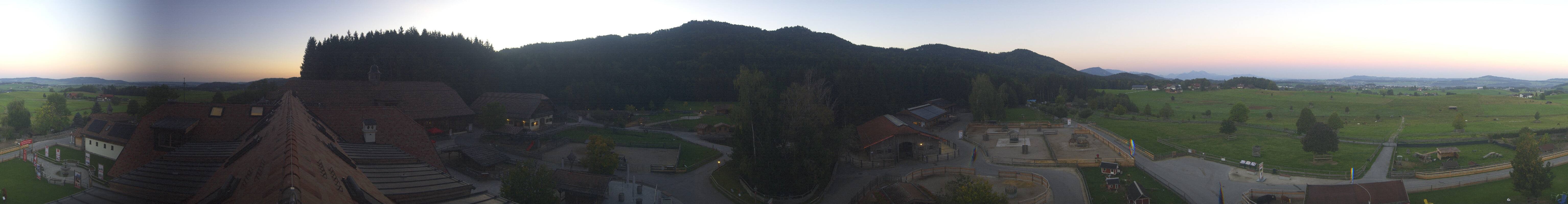 Archiv Foto Webcam Henndorf am Wallersee - Gut Aiderbichl