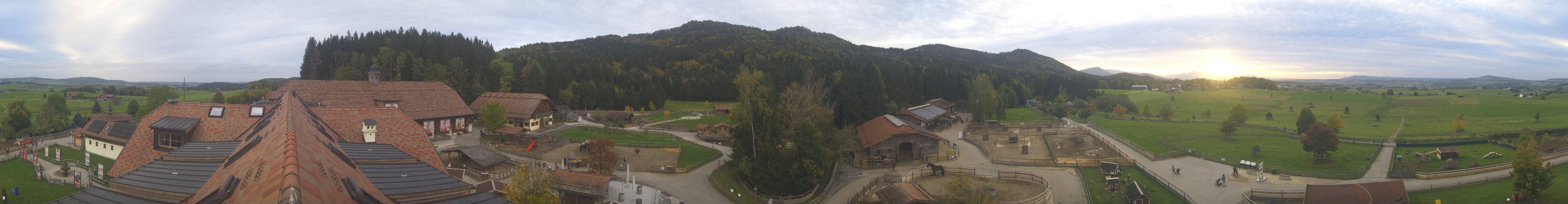 Archiv Foto Webcam Henndorf am Wallersee - Gut Aiderbichl
