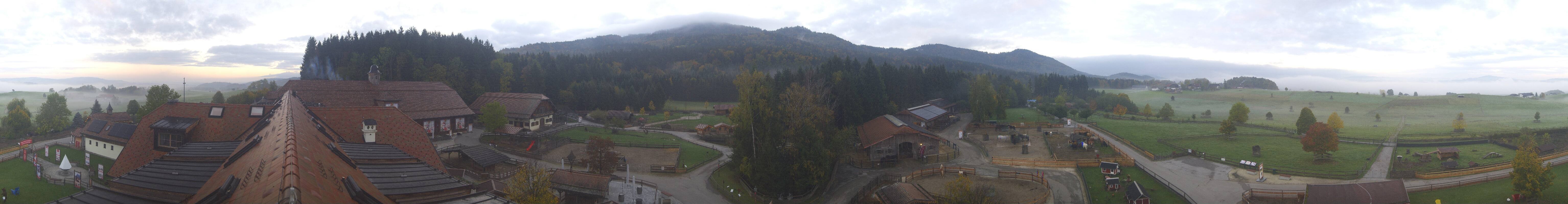 Archiv Foto Webcam Henndorf am Wallersee - Gut Aiderbichl