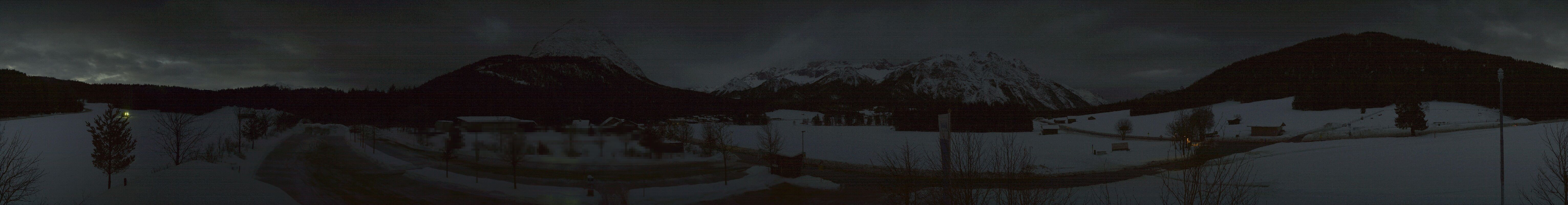 Archiv Foto Webcam Leutasch Moos - Rödlach Parkplatz