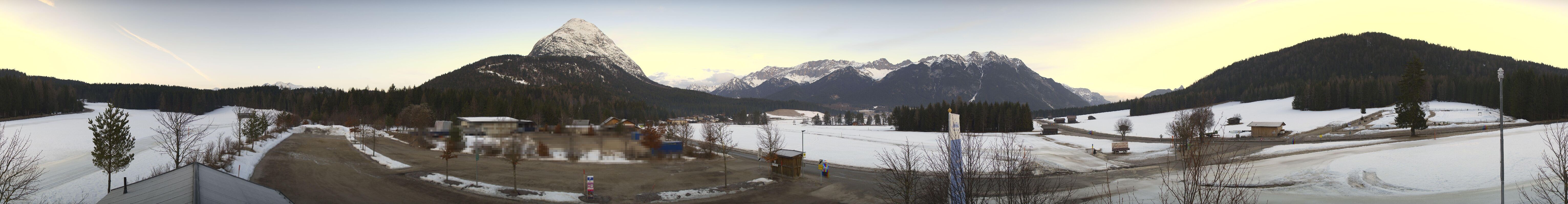 Archiv Foto Webcam Leutasch Moos - Rödlach Parkplatz