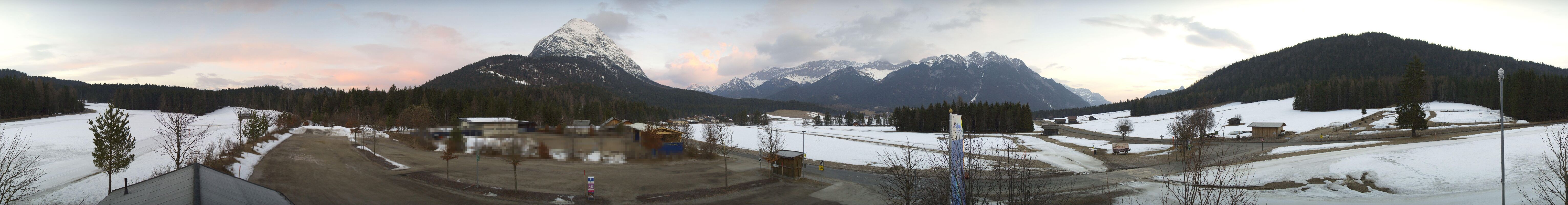 Archiv Foto Webcam Leutasch Moos - Rödlach Parkplatz