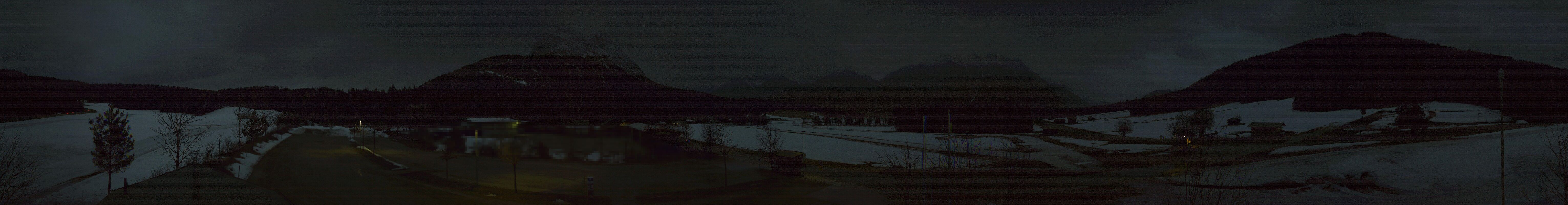 Archiv Foto Webcam Leutasch Moos - Rödlach Parkplatz