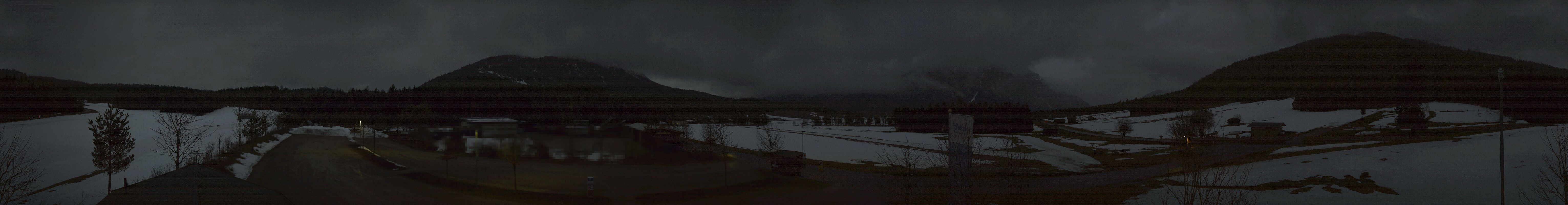 Archiv Foto Webcam Leutasch Moos - Rödlach Parkplatz