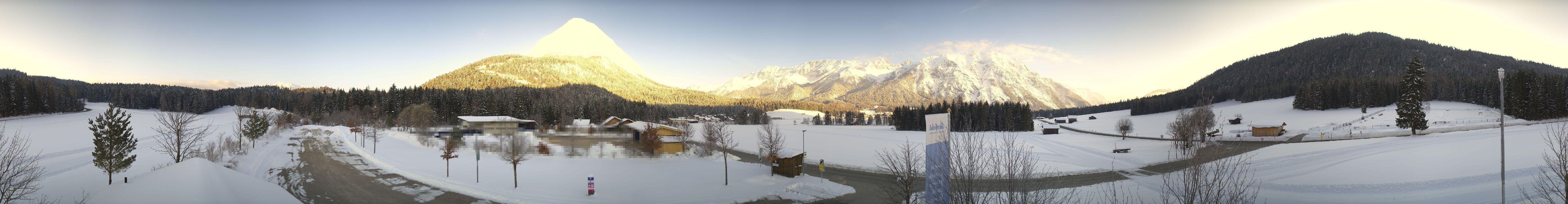 Archiv Foto Webcam Leutasch Moos - Rödlach Parkplatz