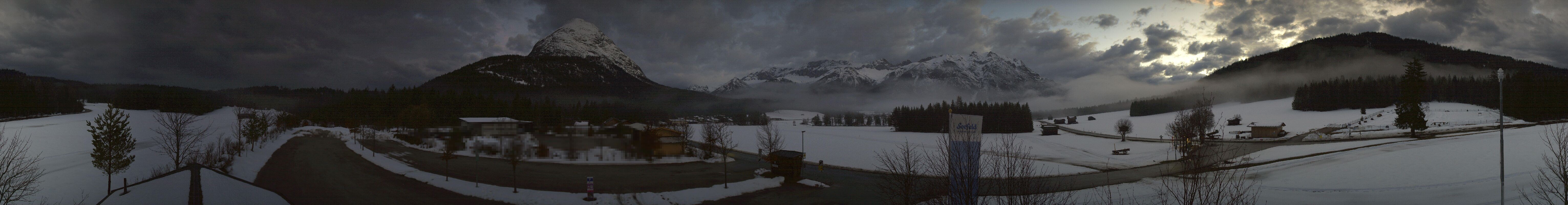 Archiv Foto Webcam Leutasch Moos - Rödlach Parkplatz