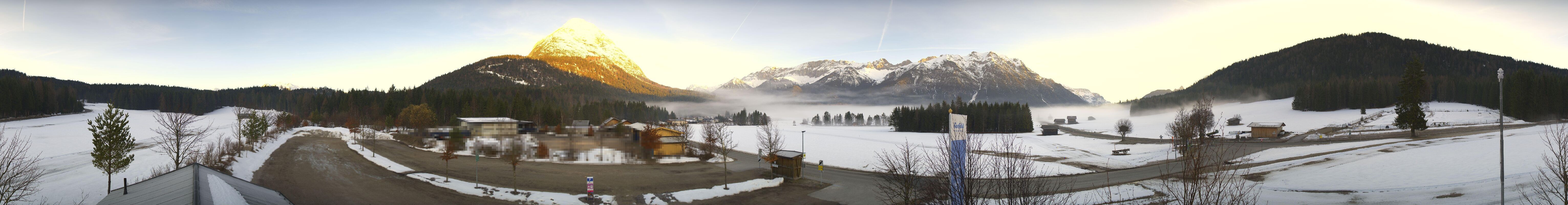 Archiv Foto Webcam Leutasch Moos - Rödlach Parkplatz