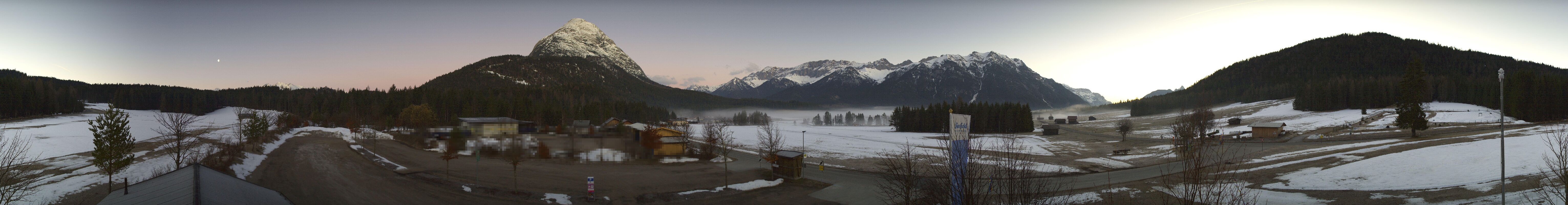 Archiv Foto Webcam Leutasch Moos - Rödlach Parkplatz