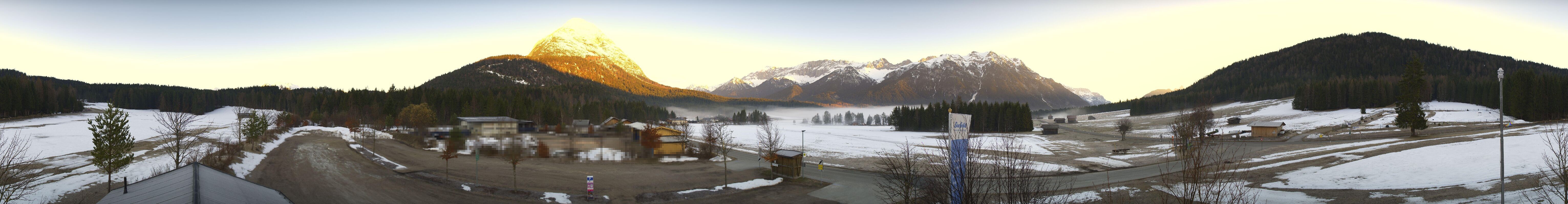 Archiv Foto Webcam Leutasch Moos - Rödlach Parkplatz