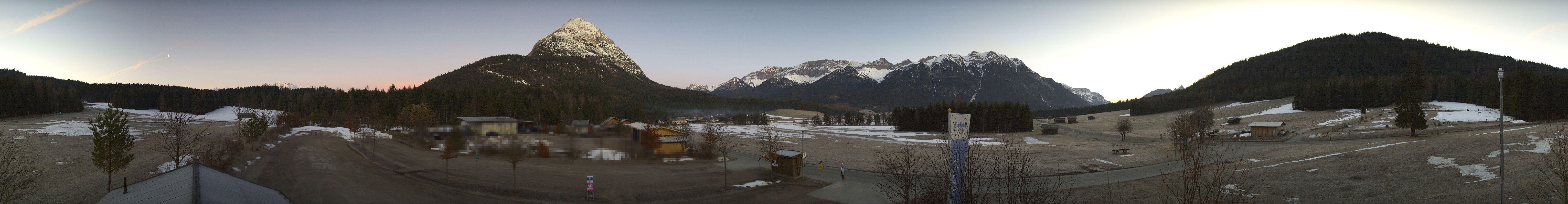 Archiv Foto Webcam Leutasch Moos - Rödlach Parkplatz