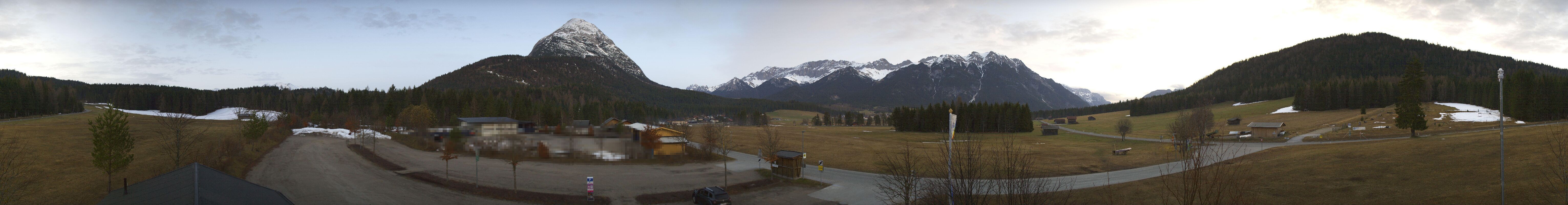 Archiv Foto Webcam Leutasch Moos - Rödlach Parkplatz