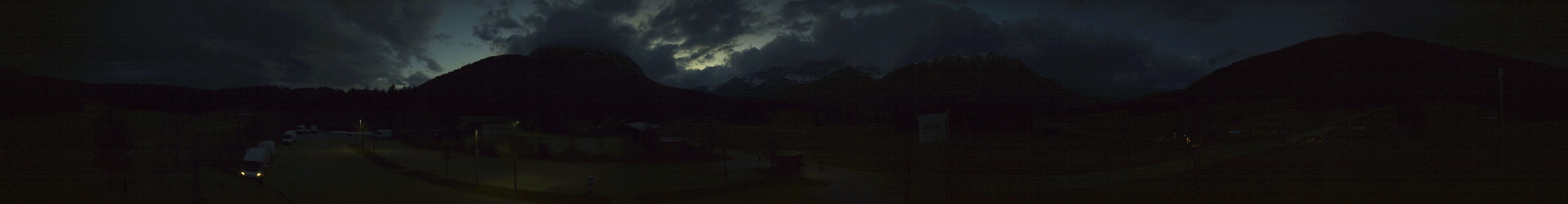 Archiv Foto Webcam Leutasch Moos - Rödlach Parkplatz