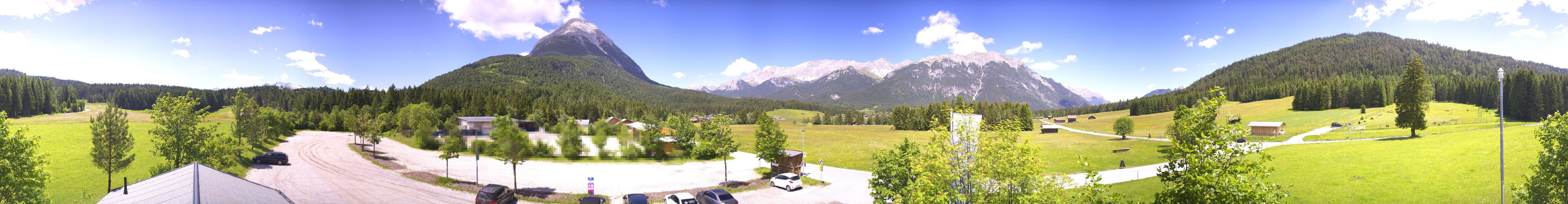 Archiv Foto Webcam Leutasch Moos - Rödlach Parkplatz