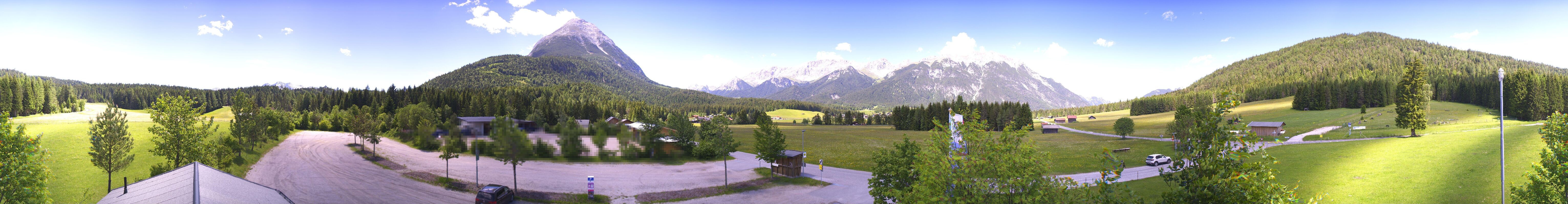 Archiv Foto Webcam Leutasch Moos - Rödlach Parkplatz