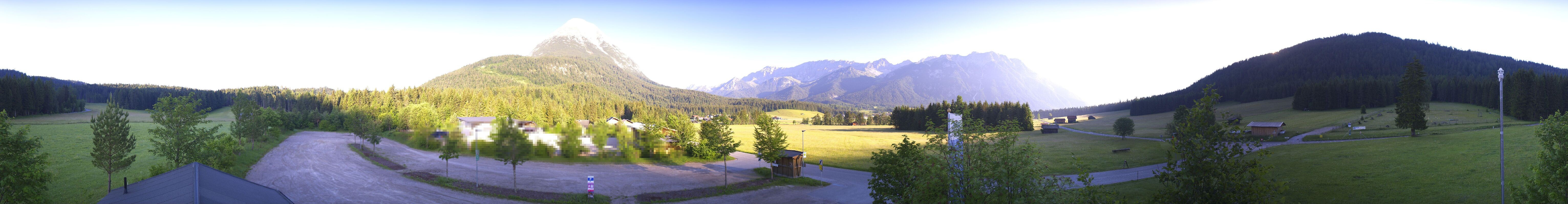 Archiv Foto Webcam Leutasch Moos - Rödlach Parkplatz