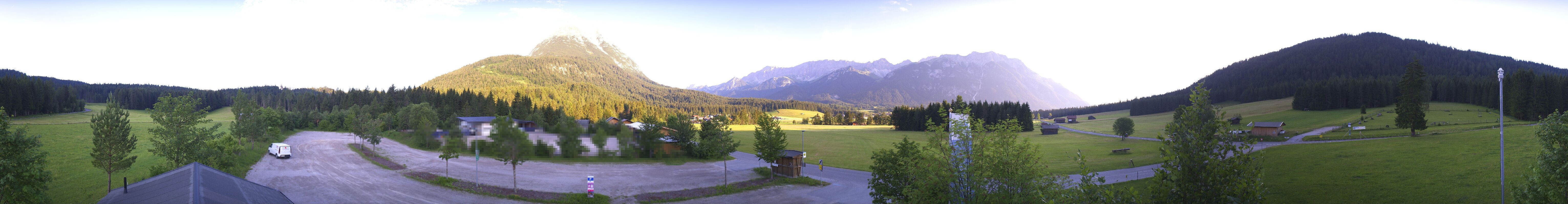 Archiv Foto Webcam Leutasch Moos - Rödlach Parkplatz