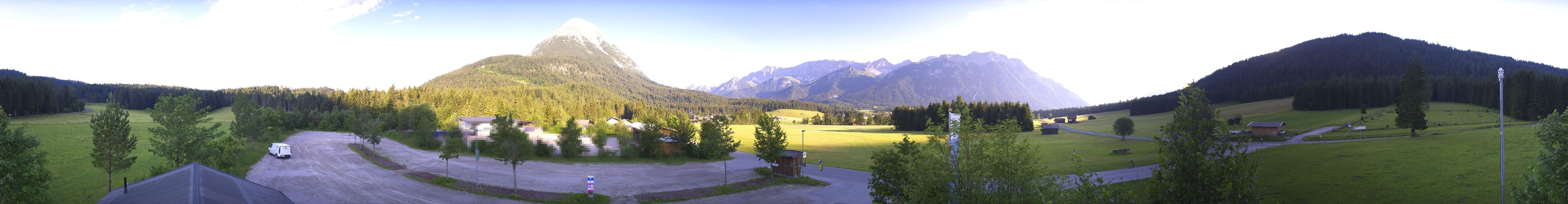 Archiv Foto Webcam Leutasch Moos - Rödlach Parkplatz