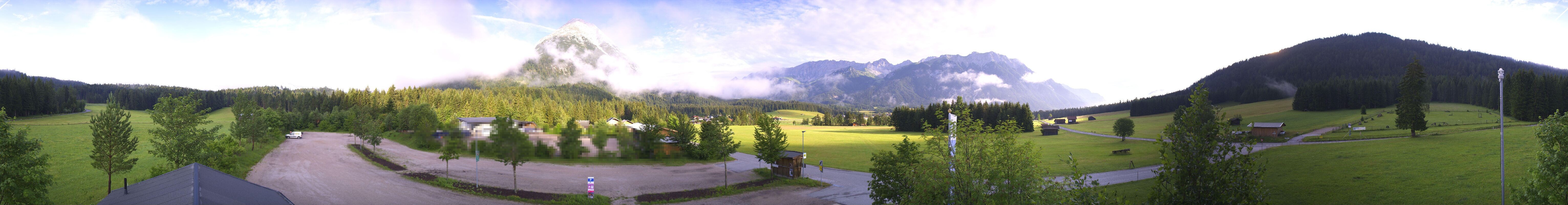 Archiv Foto Webcam Leutasch Moos - Rödlach Parkplatz