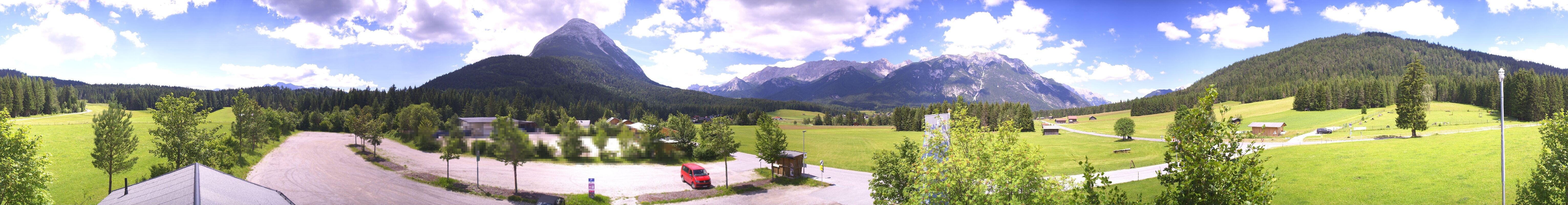 Archiv Foto Webcam Leutasch Moos - Rödlach Parkplatz