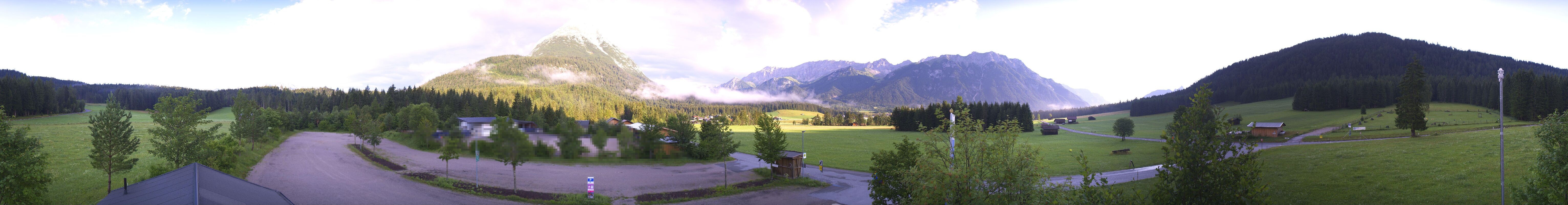 Archiv Foto Webcam Leutasch Moos - Rödlach Parkplatz