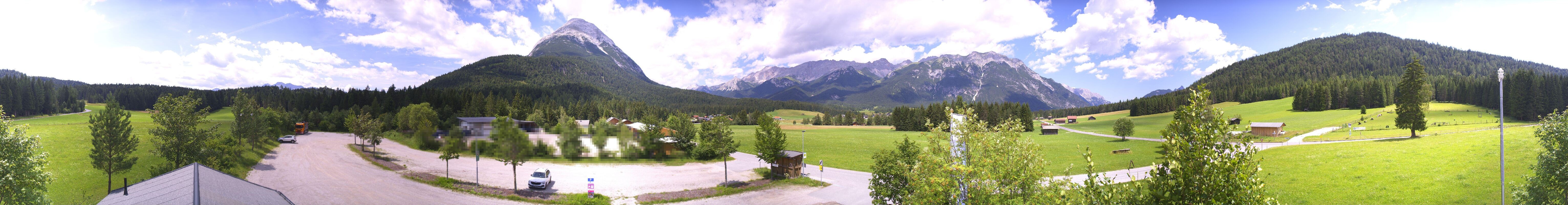 Archiv Foto Webcam Leutasch Moos - Rödlach Parkplatz
