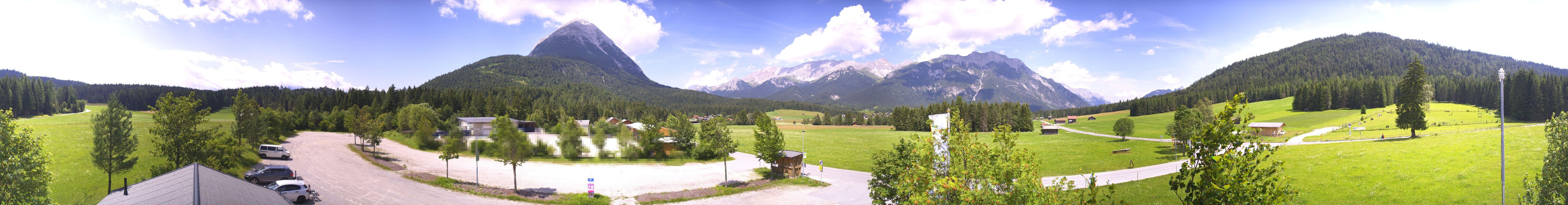 Archiv Foto Webcam Leutasch Moos - Rödlach Parkplatz