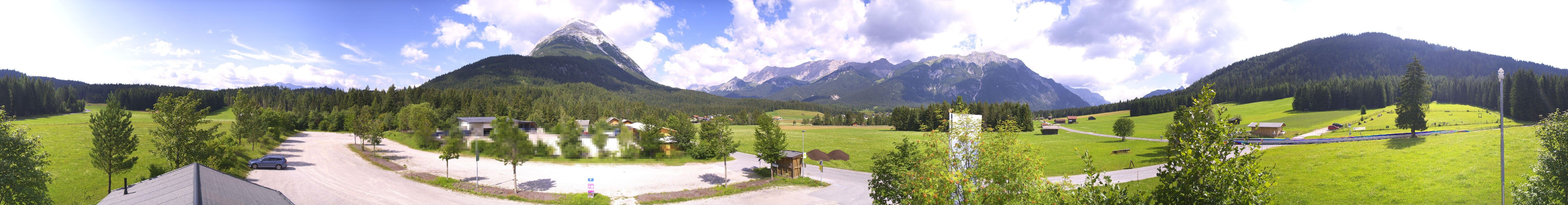 Archiv Foto Webcam Leutasch Moos - Rödlach Parkplatz