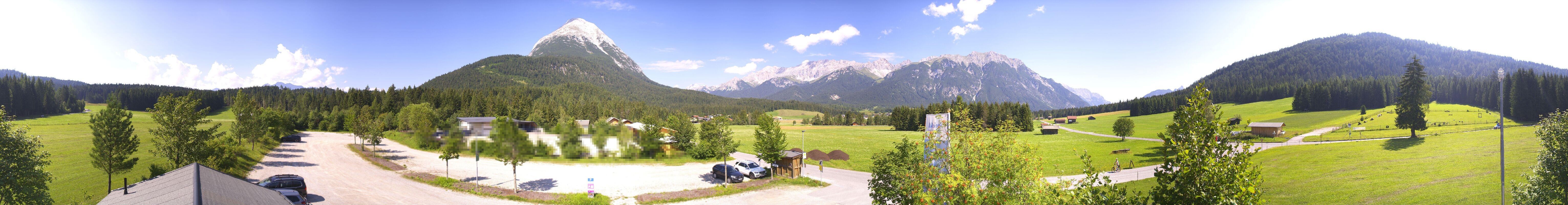 Archiv Foto Webcam Leutasch Moos - Rödlach Parkplatz