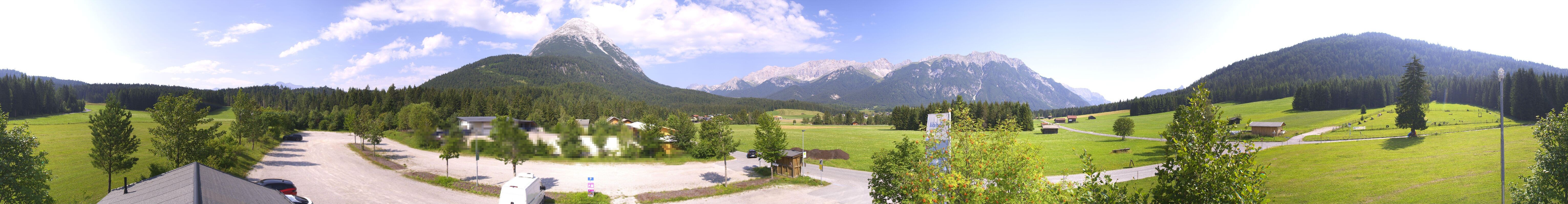 Archiv Foto Webcam Leutasch Moos - Rödlach Parkplatz