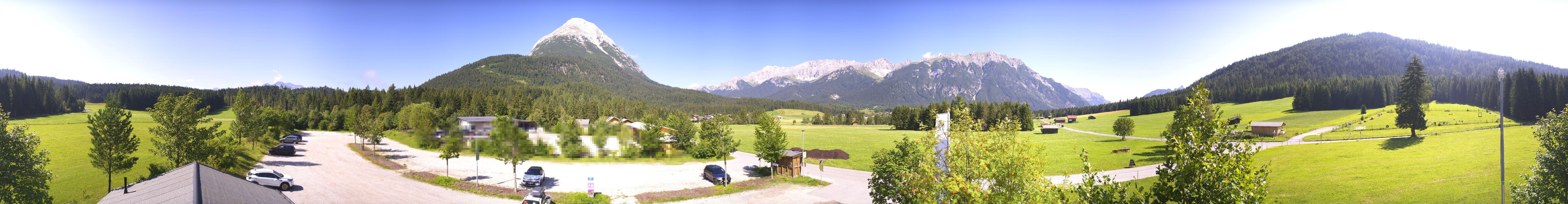Archiv Foto Webcam Leutasch Moos - Rödlach Parkplatz