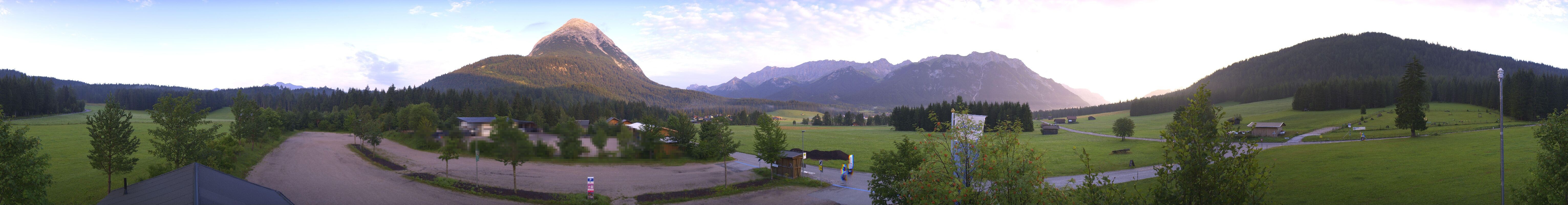 Archiv Foto Webcam Leutasch Moos - Rödlach Parkplatz