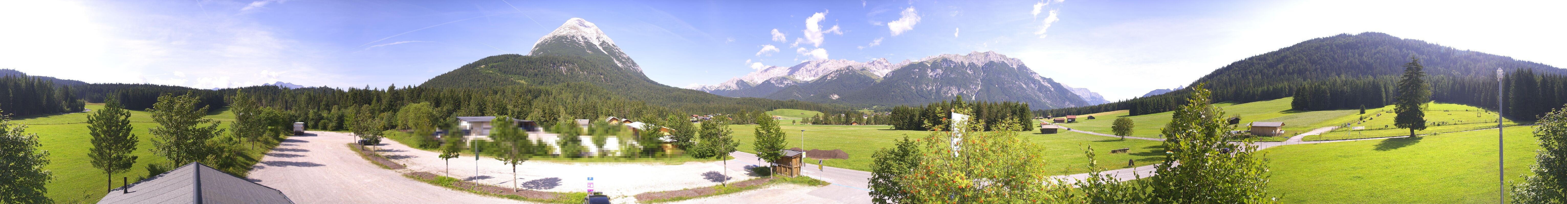 Archiv Foto Webcam Leutasch Moos - Rödlach Parkplatz