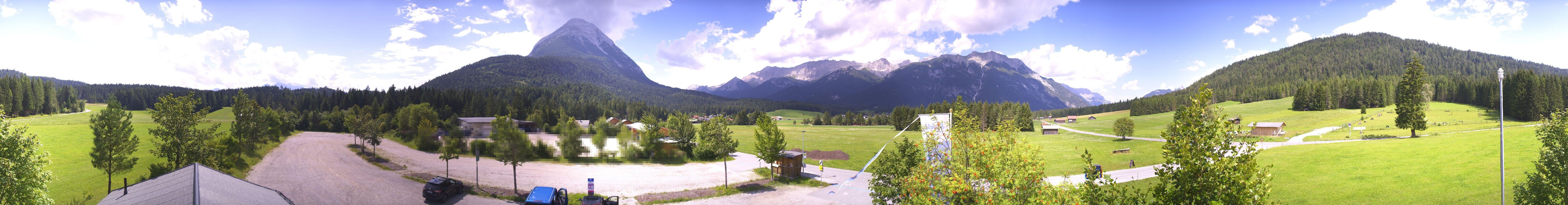 Archiv Foto Webcam Leutasch Moos - Rödlach Parkplatz