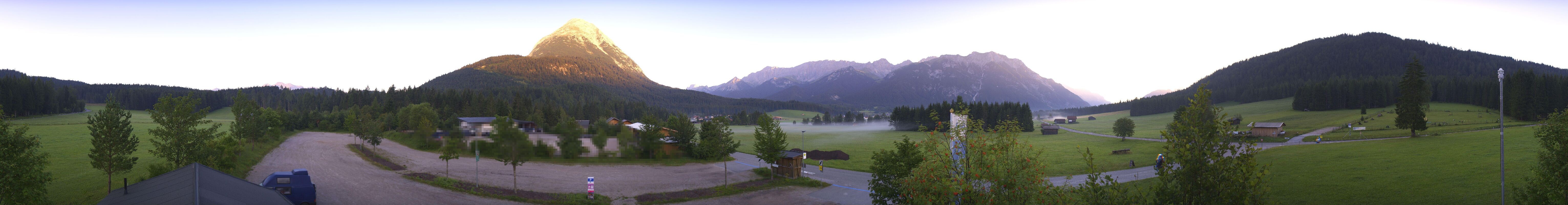 Archiv Foto Webcam Leutasch Moos - Rödlach Parkplatz