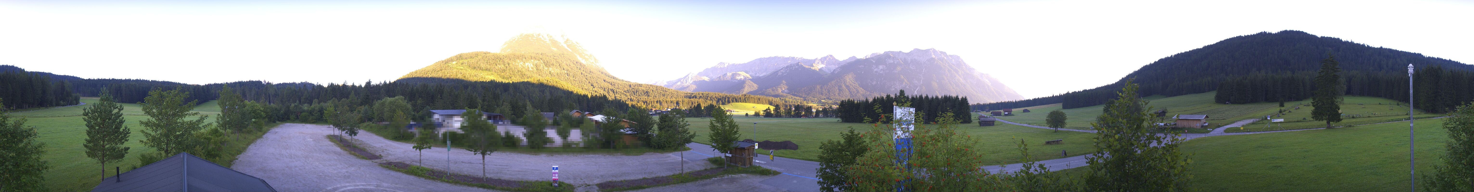 Archiv Foto Webcam Leutasch Moos - Rödlach Parkplatz