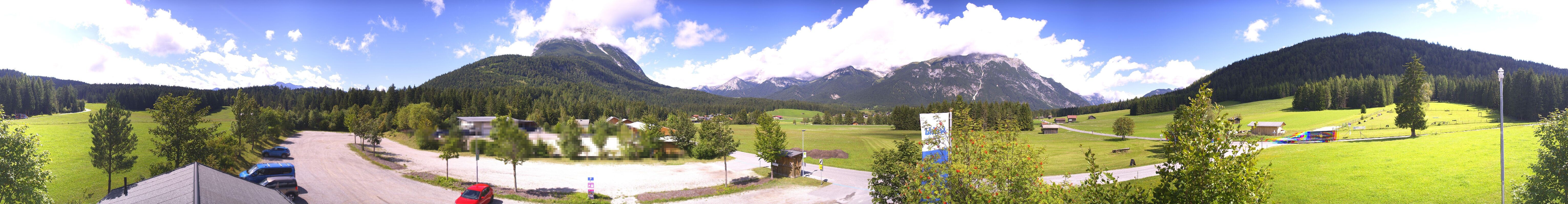 Archiv Foto Webcam Leutasch Moos - Rödlach Parkplatz