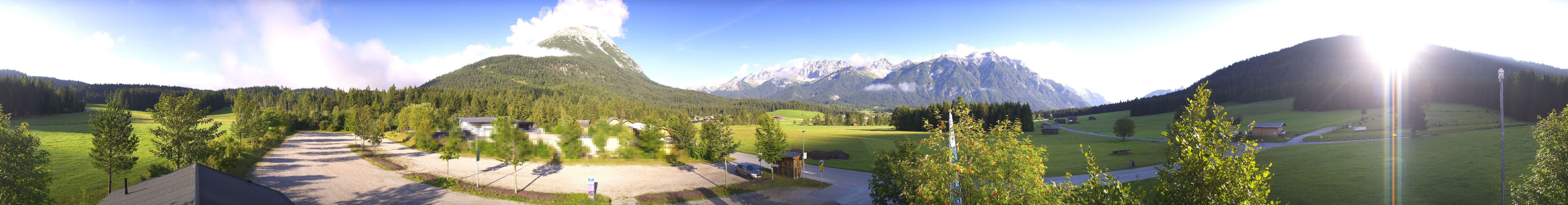 Archiv Foto Webcam Leutasch Moos - Rödlach Parkplatz