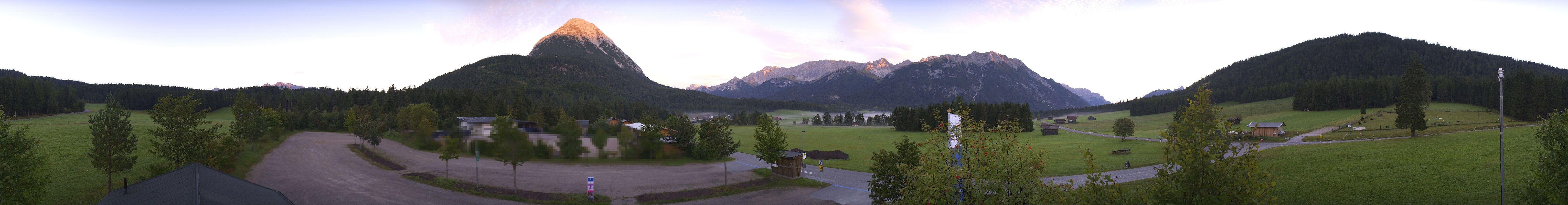 Archiv Foto Webcam Leutasch Moos - Rödlach Parkplatz