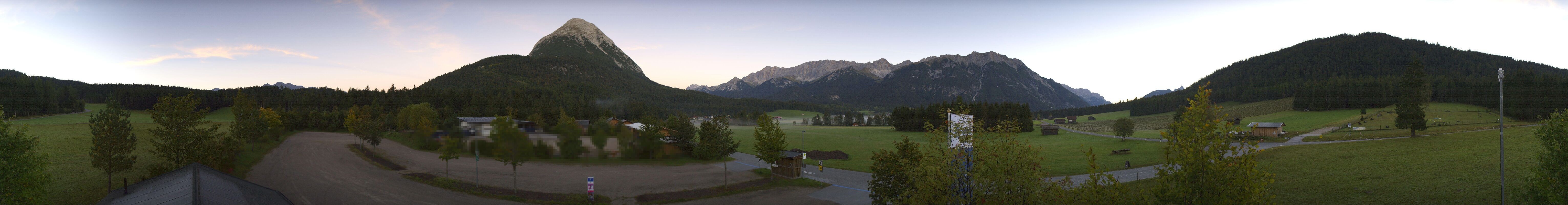 Archiv Foto Webcam Leutasch Moos - Rödlach Parkplatz