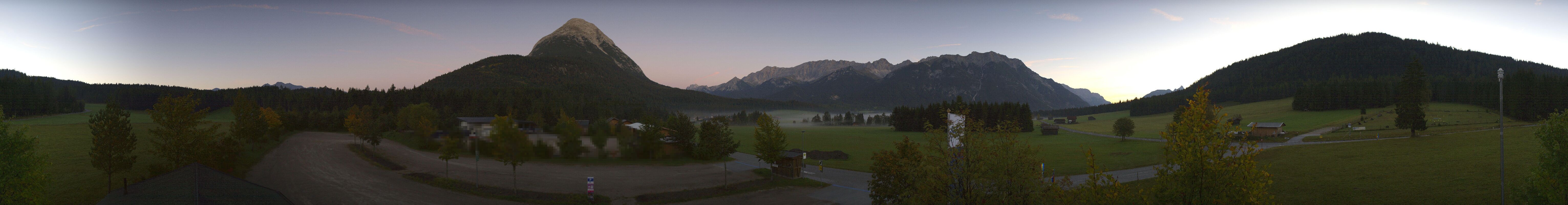 Archiv Foto Webcam Leutasch Moos - Rödlach Parkplatz