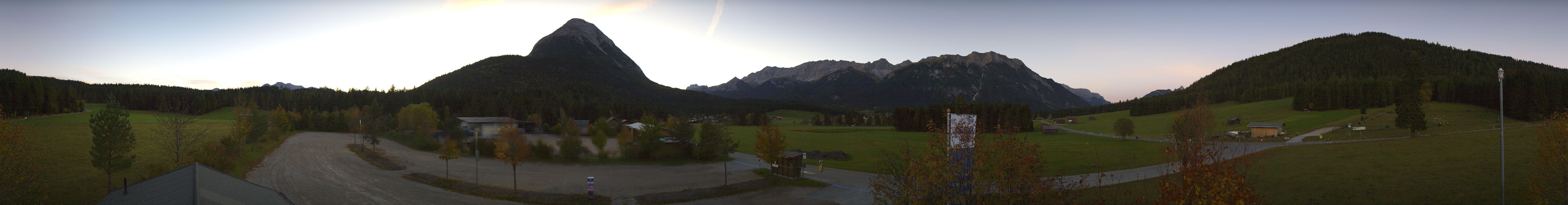 Archiv Foto Webcam Leutasch Moos - Rödlach Parkplatz