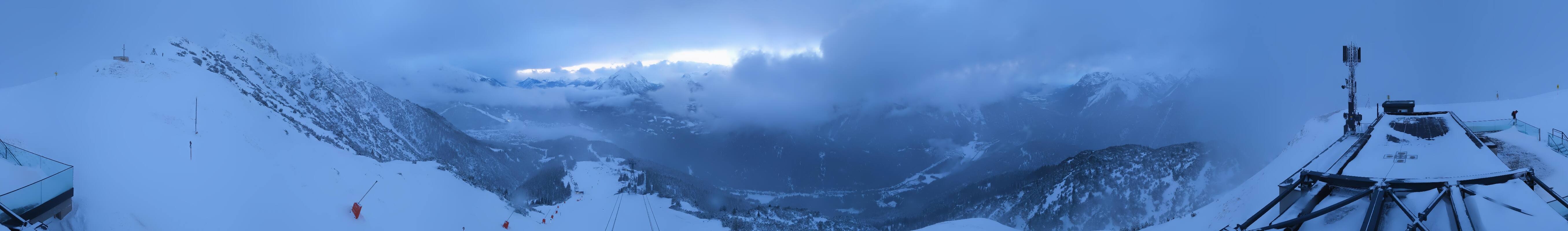 Archiv Foto Webcam Seefeld Rosshütte - Bergstation Seefelder Joch