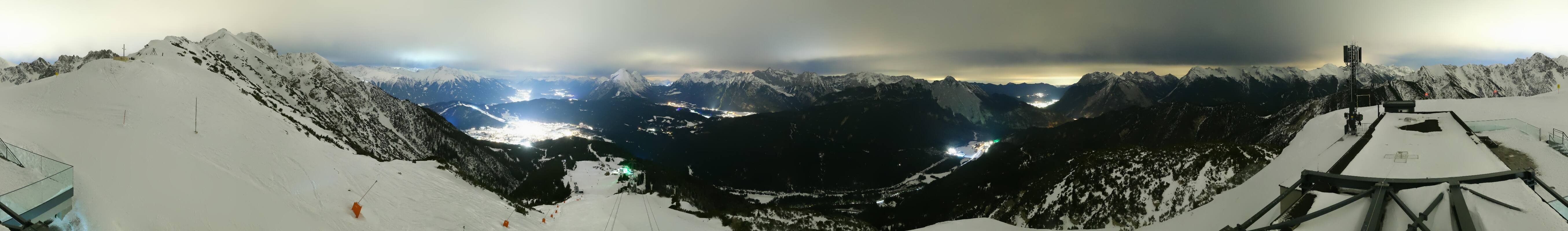 Archiv Foto Webcam Seefeld Rosshütte - Bergstation Seefelder Joch