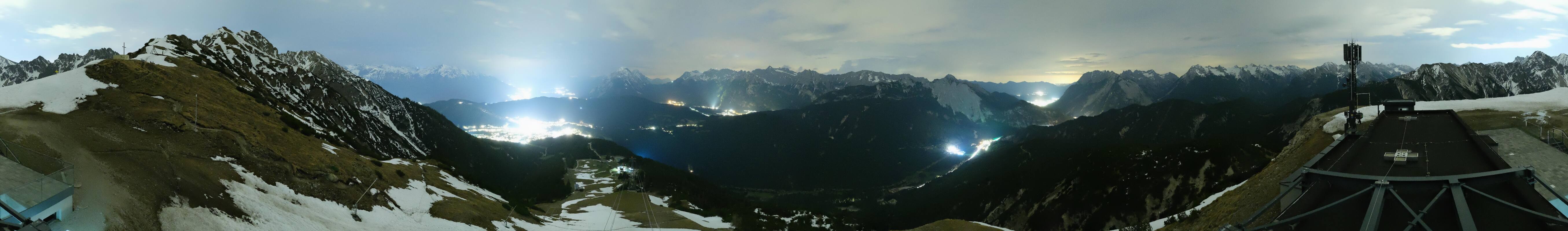 Archiv Foto Webcam Seefeld Rosshütte - Bergstation Seefelder Joch