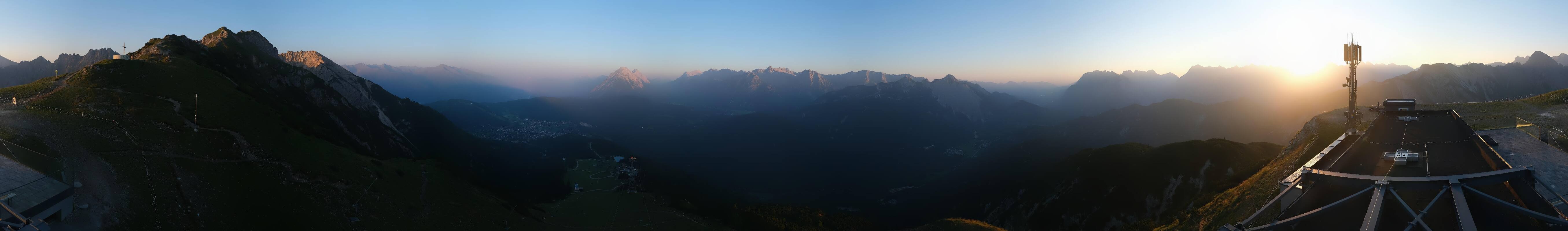 Archiv Foto Webcam Seefeld Rosshütte - Bergstation Seefelder Joch
