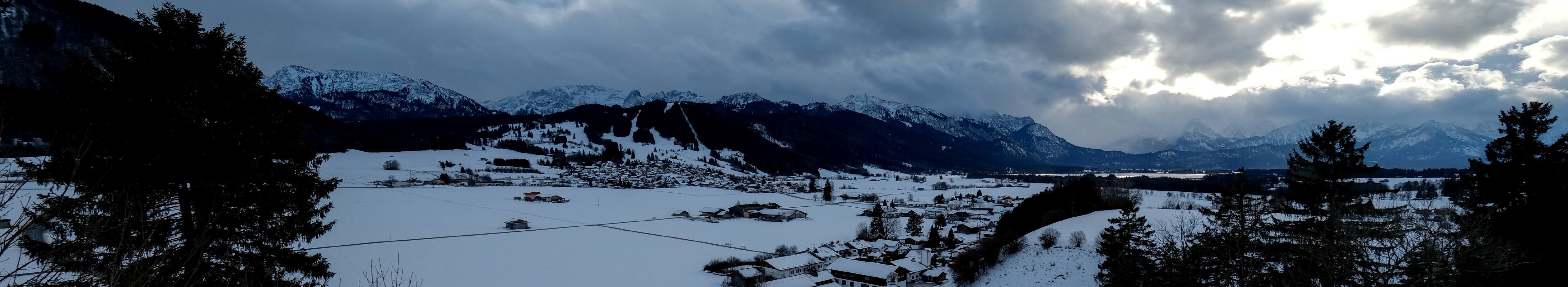 Archiv Foto Webcam Halblech - Blick über Buching