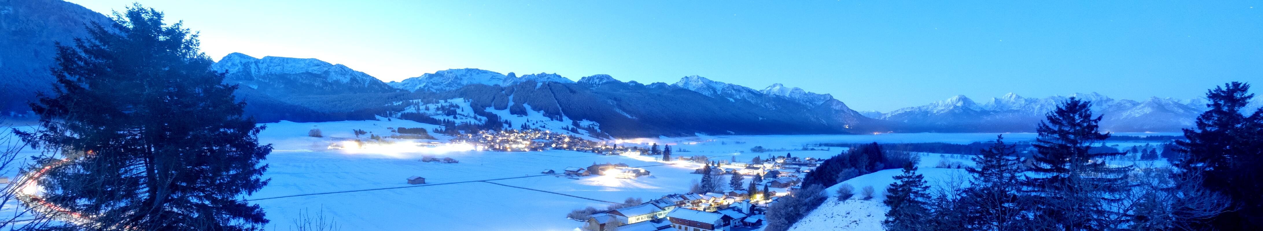 Archiv Foto Webcam Halblech - Blick über Buching