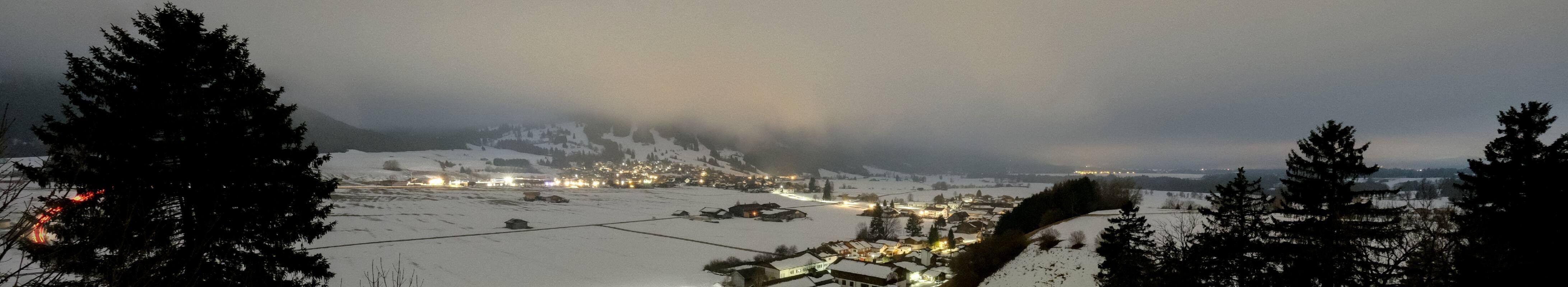 Archiv Foto Webcam Halblech - Blick über Buching