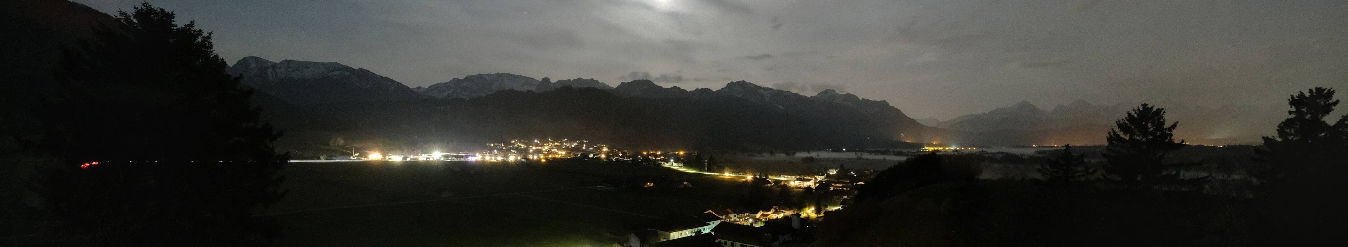 Archiv Foto Webcam Halblech - Blick über Buching